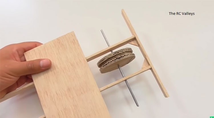 Homemade-Remote-Control-Car-step-4