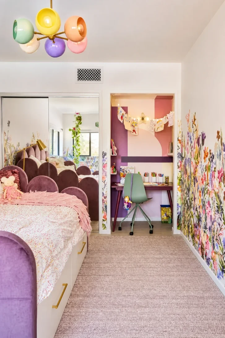 A Closet Converted Into a Secret Study Nook