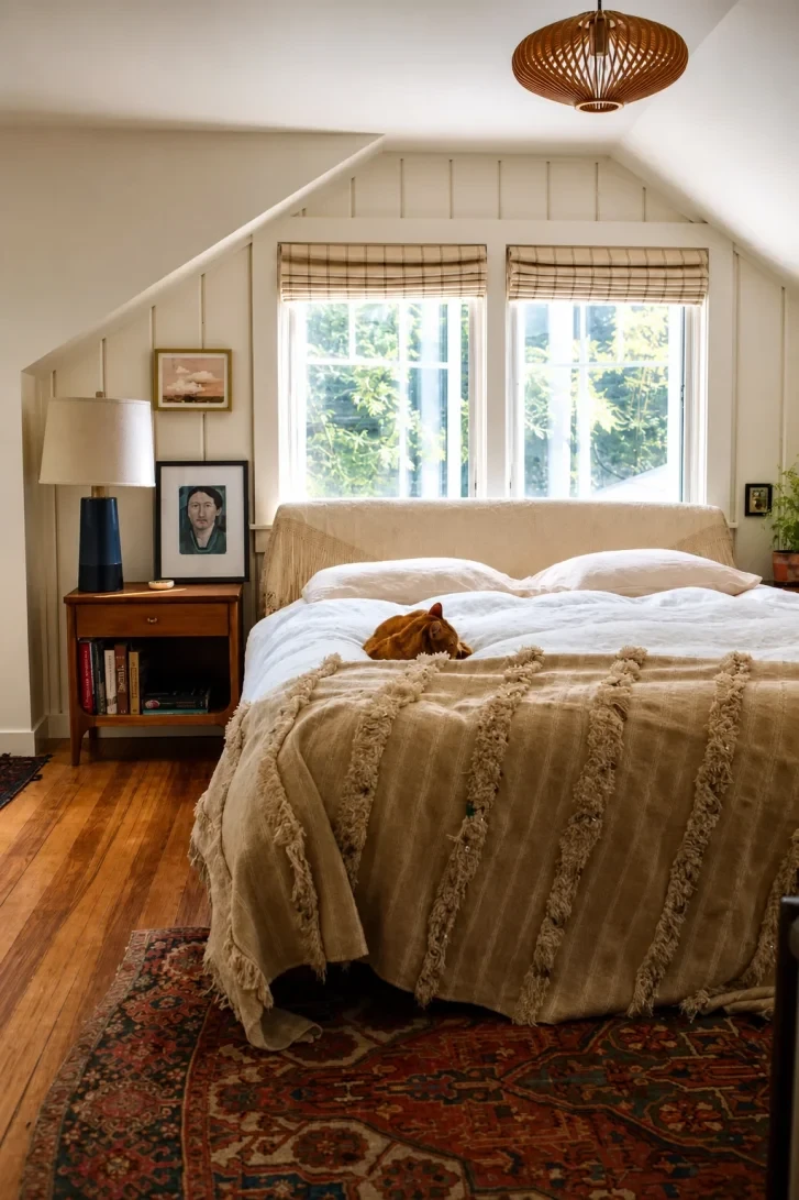 A Ginger Cat Owns This Fringe Throw Bed