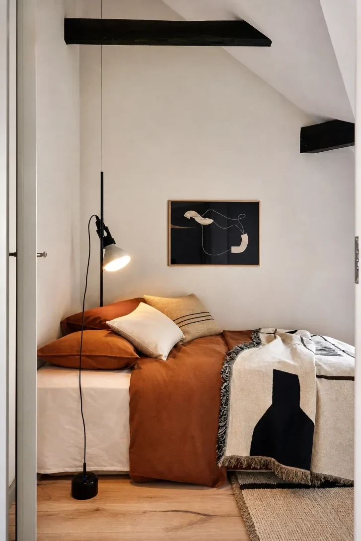 A Rust Linen Throw That Anchors Everything