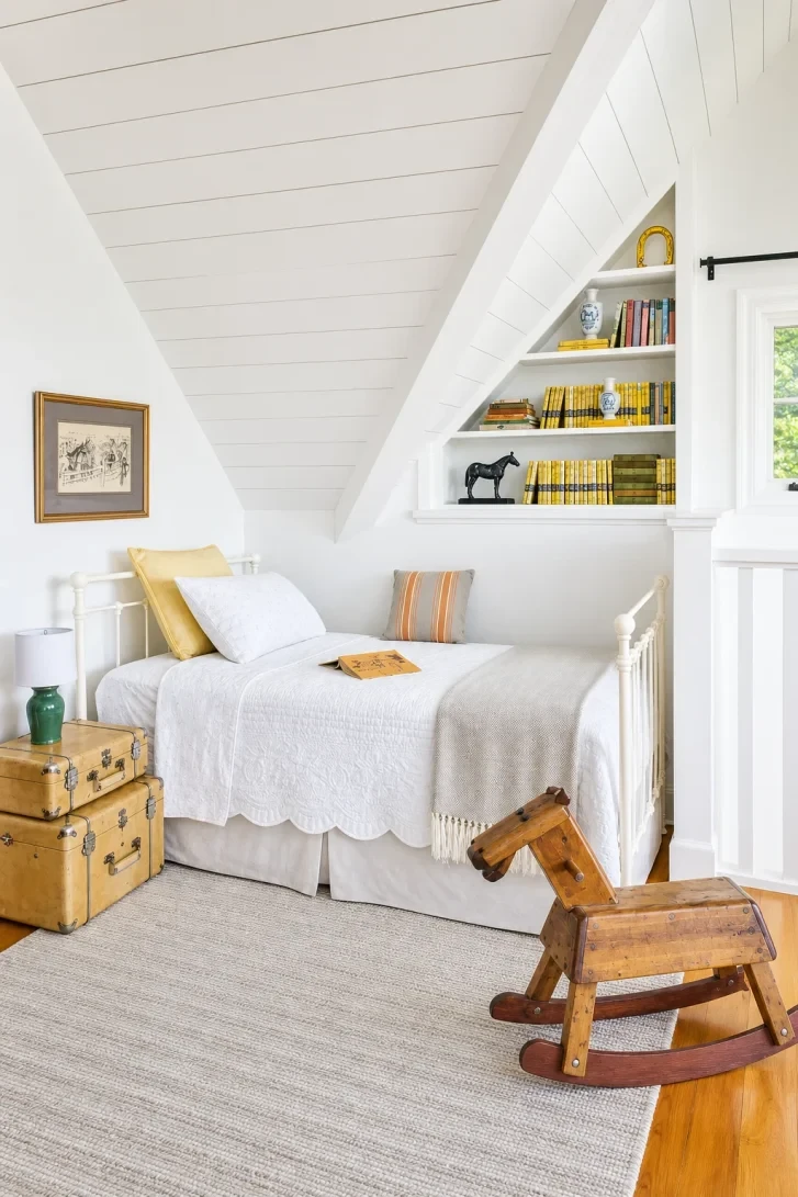 Built-In Shelves Follow the Roofline Perfectly