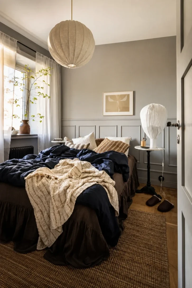 Grey Wainscoting That Makes Dark Linen Pop